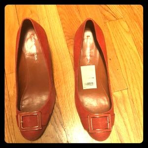 Wedge shoes ( distressed looking leather)